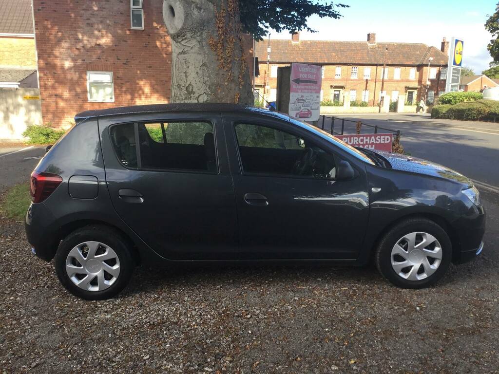 Dacia Sandero 1.0 Sce Essential 5Dr..warminstermotorcogmail.com Grey #3