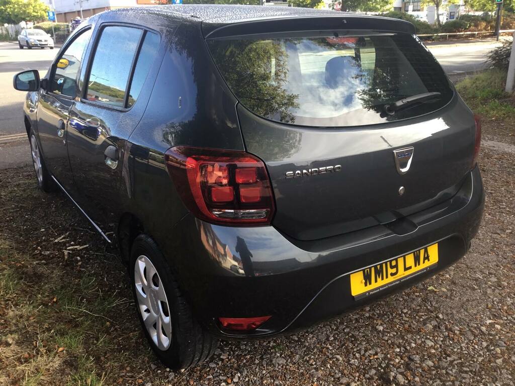 Dacia Sandero 1.0 Sce Essential 5Dr..warminstermotorcogmail.com Grey #4