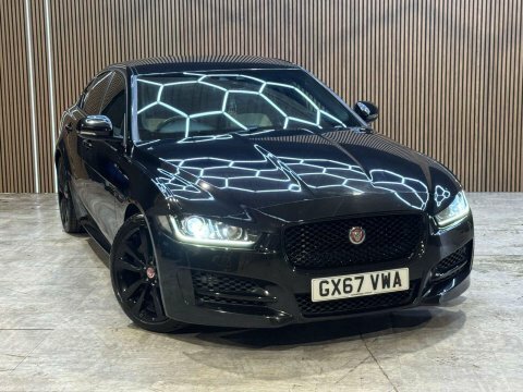 Jaguar XE 2.0 Xe R-sport Black