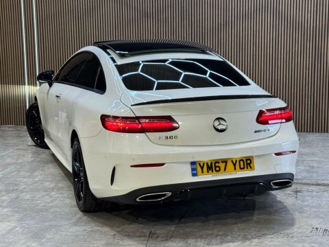 Mercedes-Benz E Class 2.0 E 300 White #5