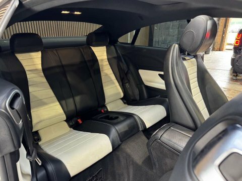 Mercedes-Benz E Class 2.0 E 300 White #6