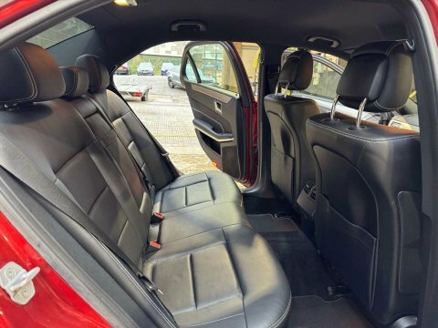 Mercedes-Benz E Class 2.1 E220 Amg Red #6