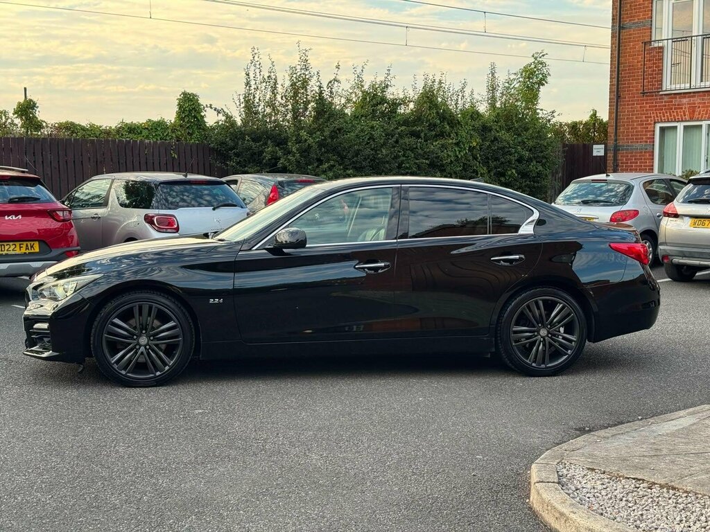 Infiniti Q50 Saloon Black #5