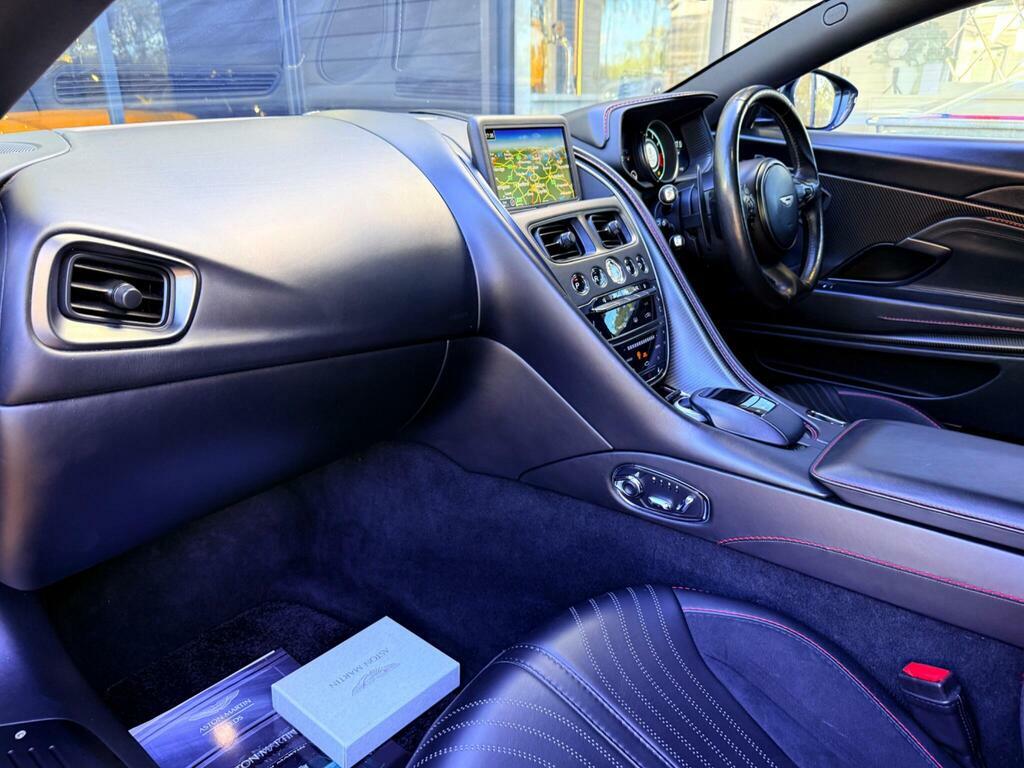 Aston Martin DB11 4.0 V8 Euro 6 Ss Silver #54