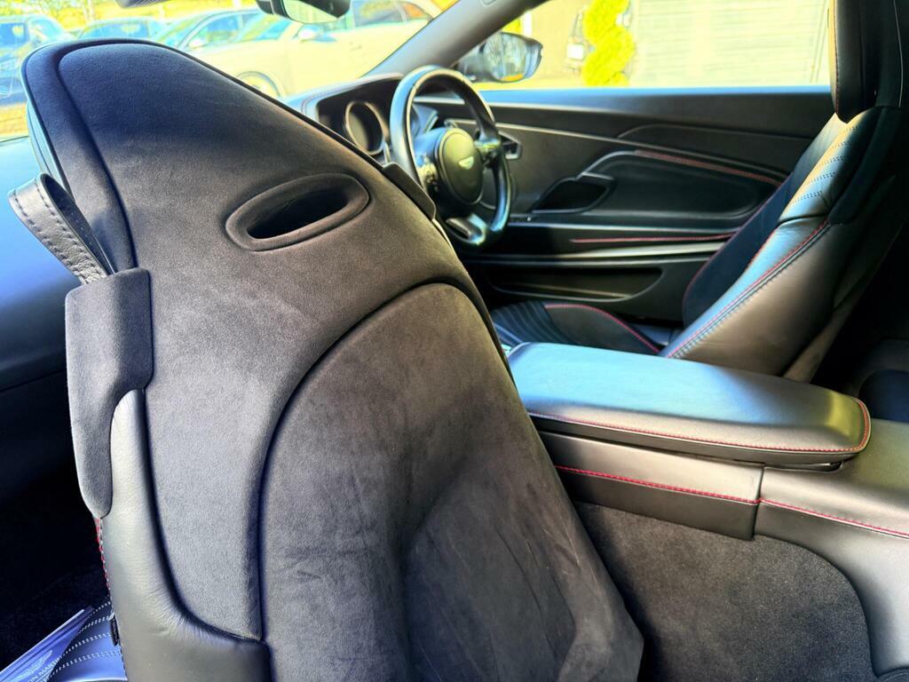 Aston Martin DB11 4.0 V8 Euro 6 Ss Silver #47