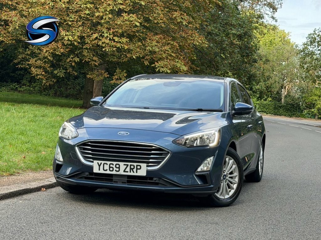Ford Focus 1L Titanium Blue #6
