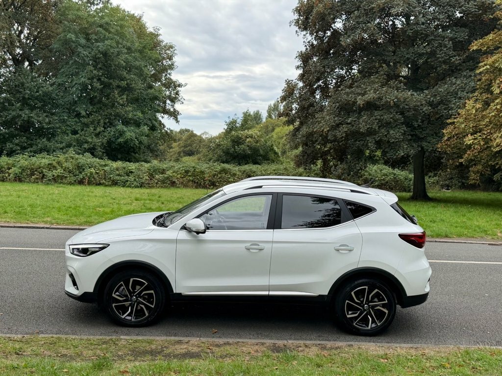 MG ZS 1.5L Exclusive White #4