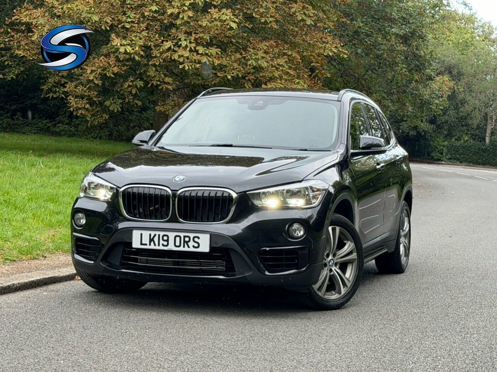 BMW X1 2L Sport Black #6