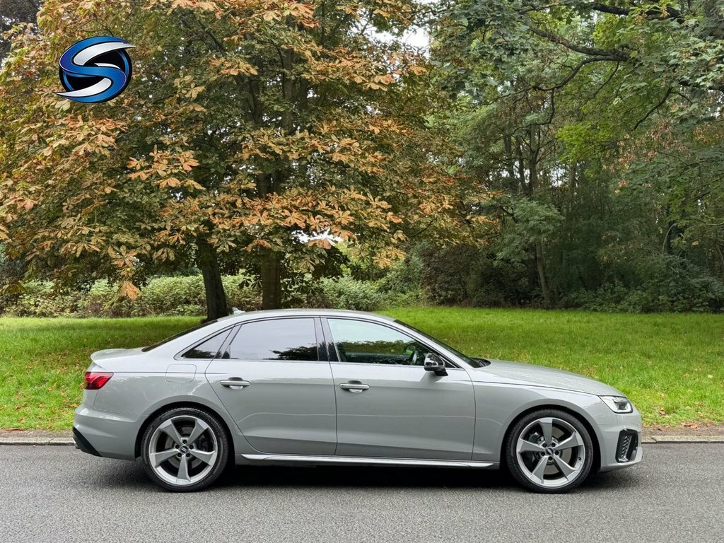 Audi S4 3L Black Edition Grey #4