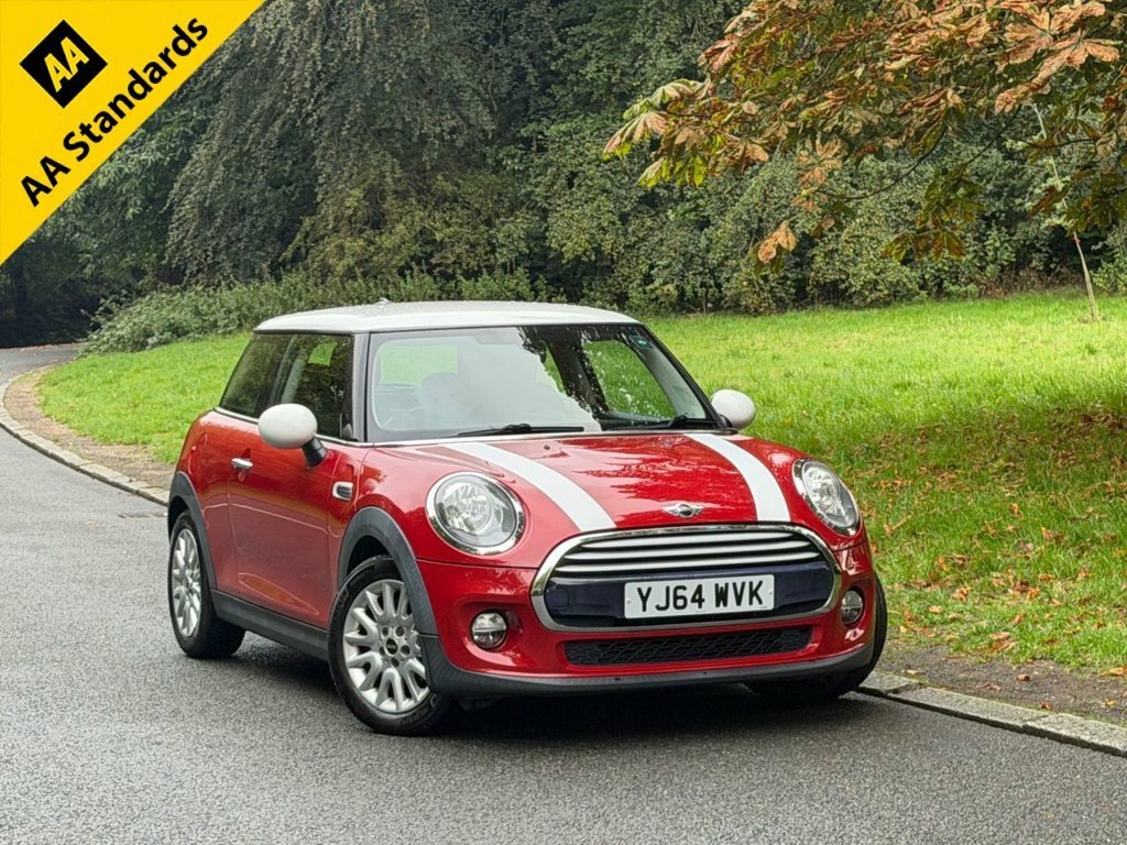 Mini Hatch 1.5L Cooper Red