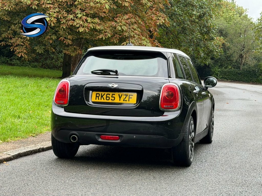 Mini Hatch 1.5L Cooper D Black #5