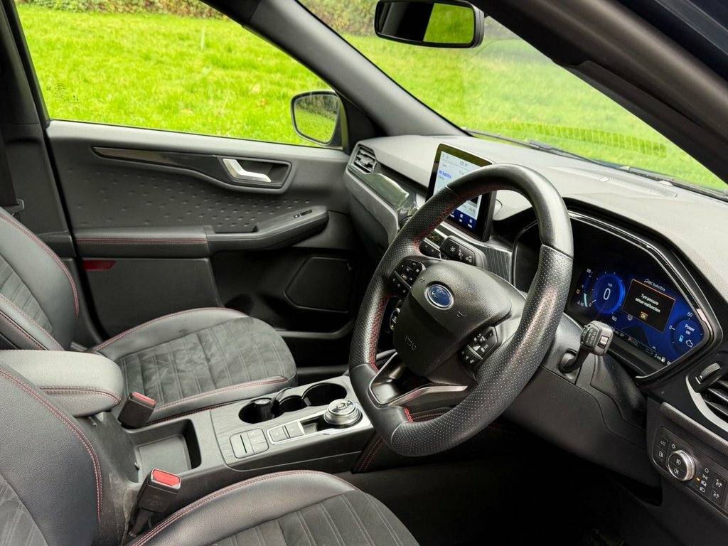 Ford Kuga 2.5L St-line X Blue