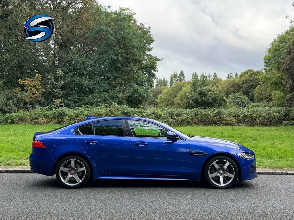 Jaguar XE 2L R-sport Blue #3