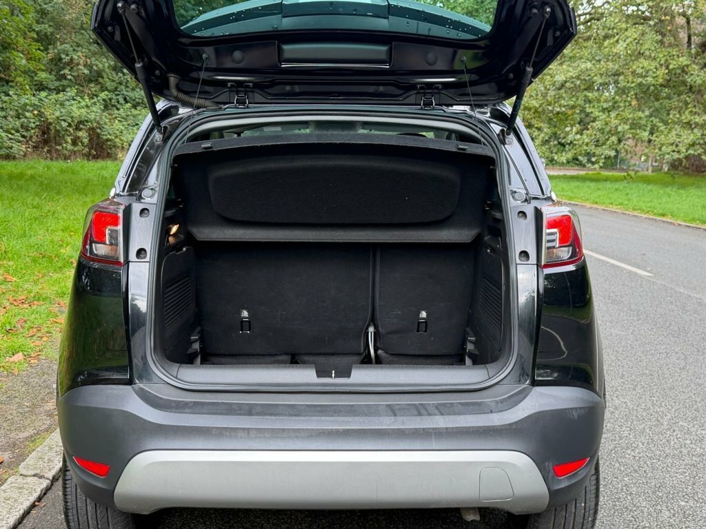 Vauxhall Crossland X Hatchback Grey #16