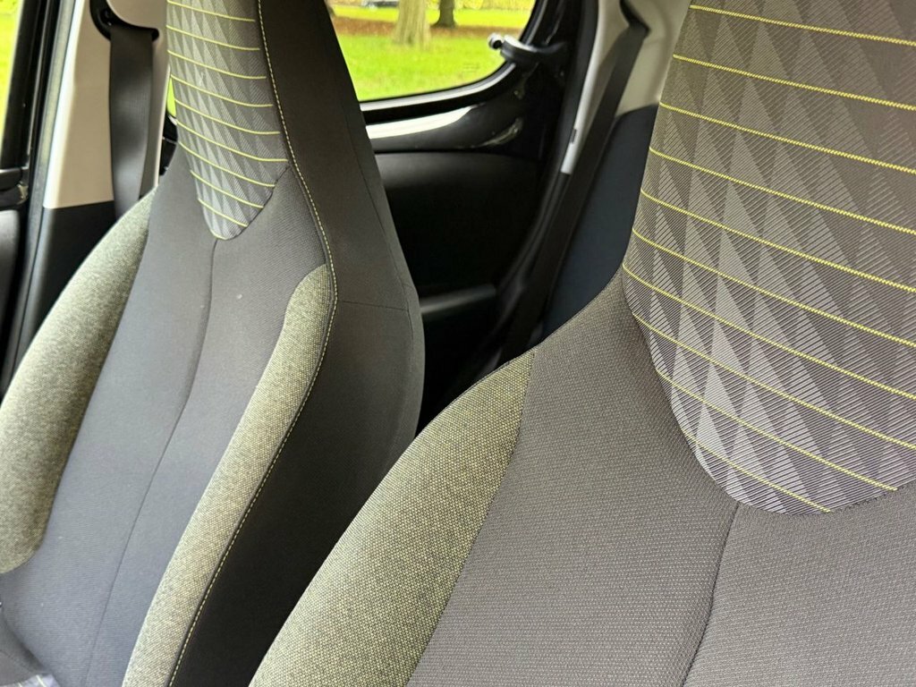 Peugeot 108 Active Black #13