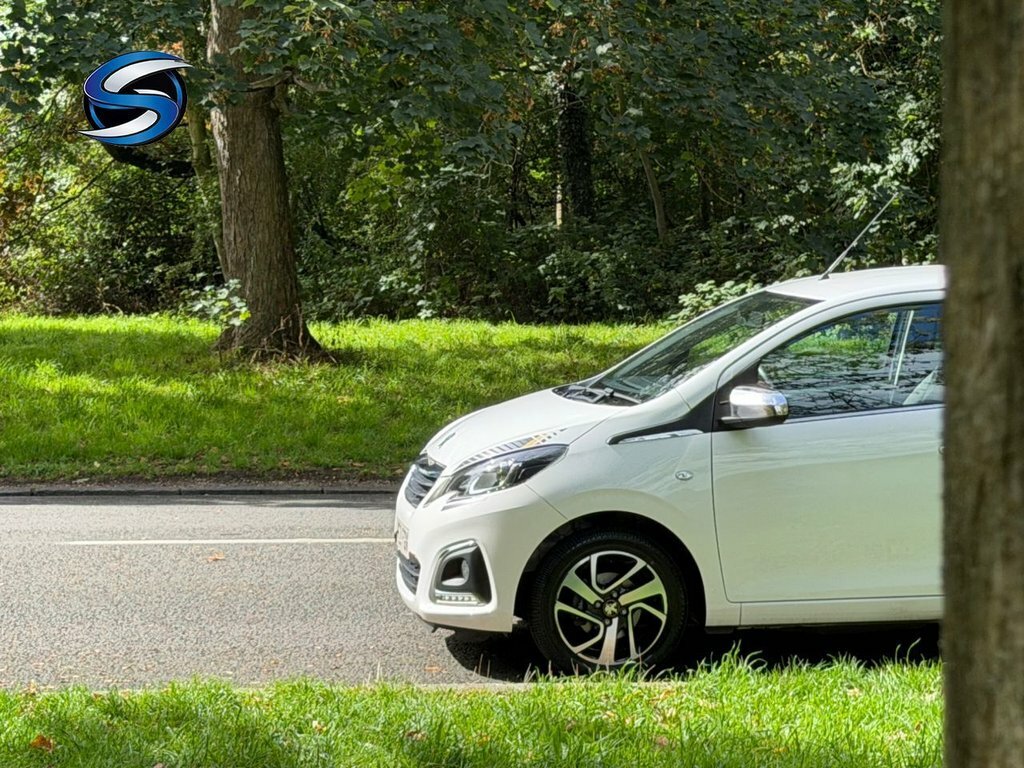 Peugeot 108 1.0 Allure Black #11
