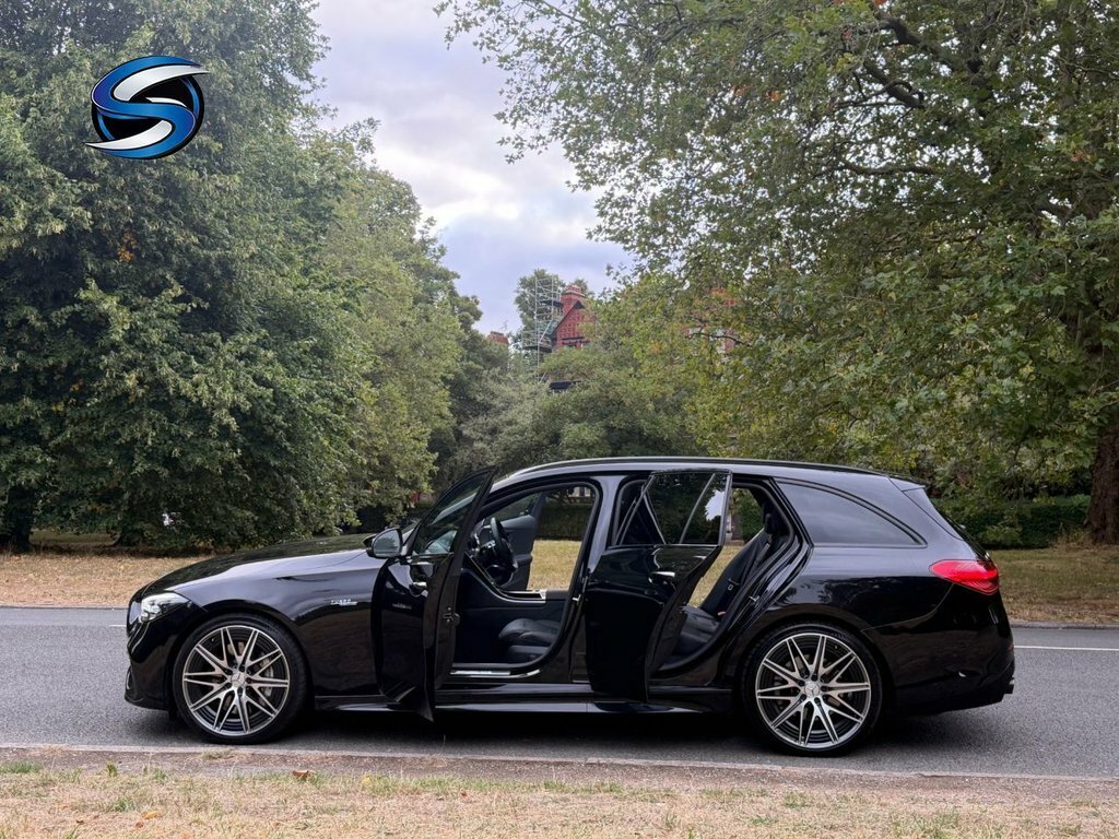 Mercedes-Benz C Class 2L Amg Night Edition Black #4