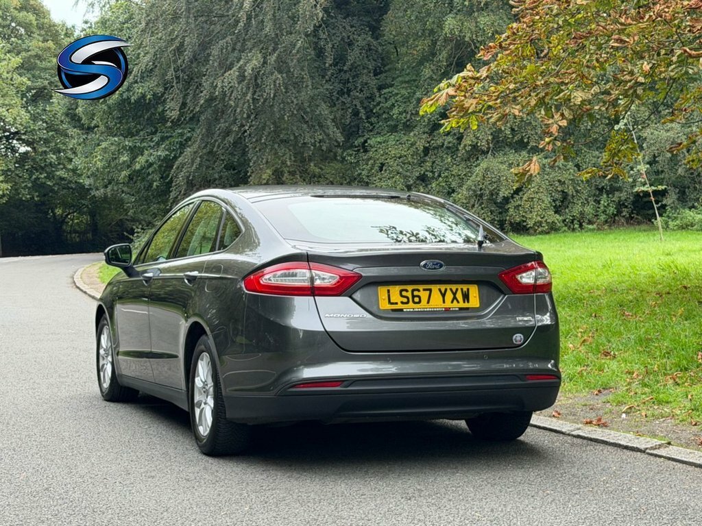 Ford Mondeo Hatchback St-line Tdci 201717 Blue #7