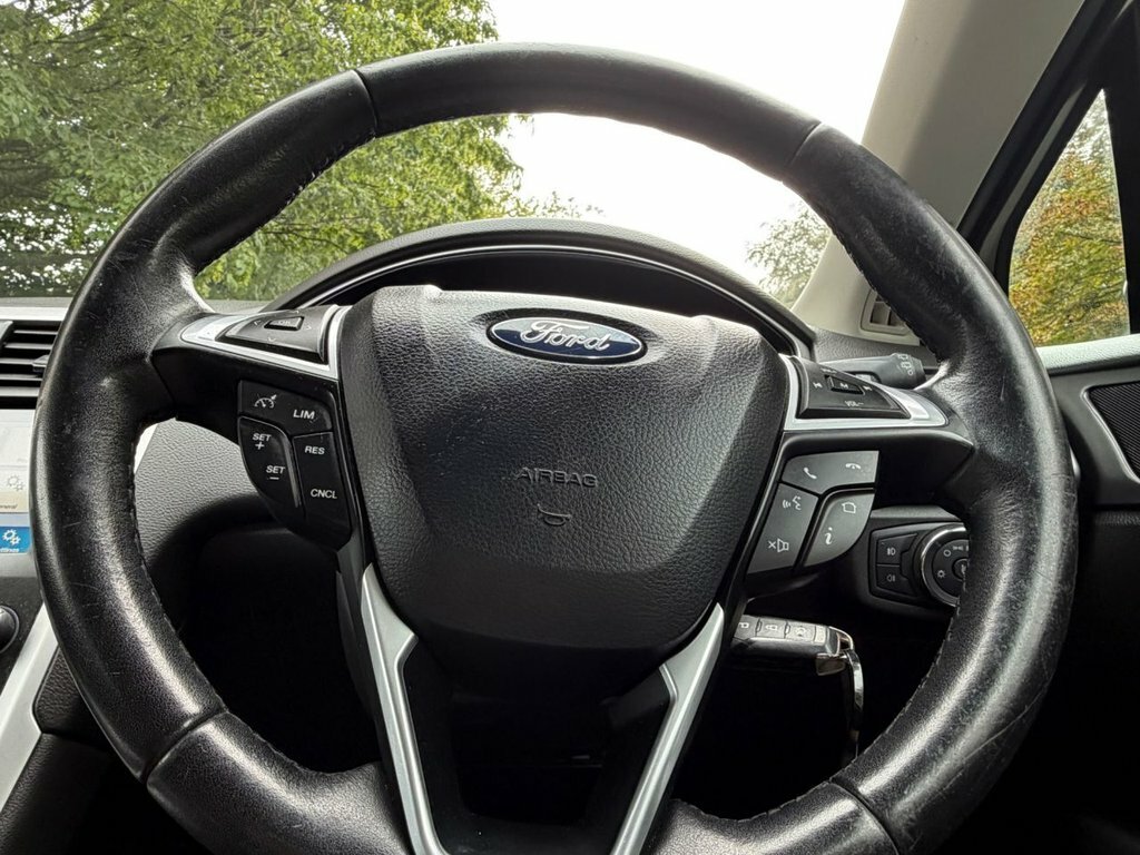 Ford Mondeo Hatchback St-line Tdci 201717 Blue #31