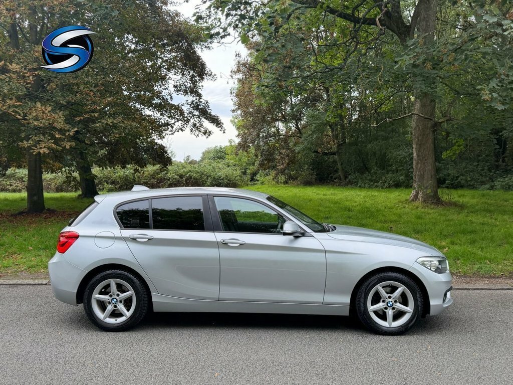 BMW 1 Series 116D Edition Black #5