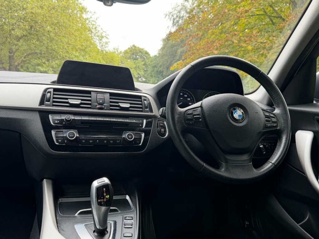 BMW 1 Series 116D Edition Black #32