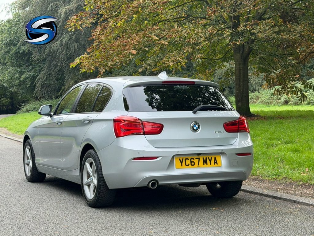 BMW 1 Series 116D Edition Black #8