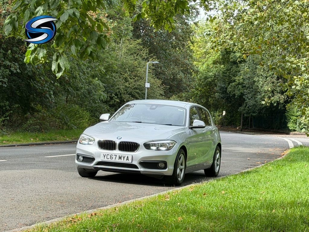 BMW 1 Series 116D Edition Black #3