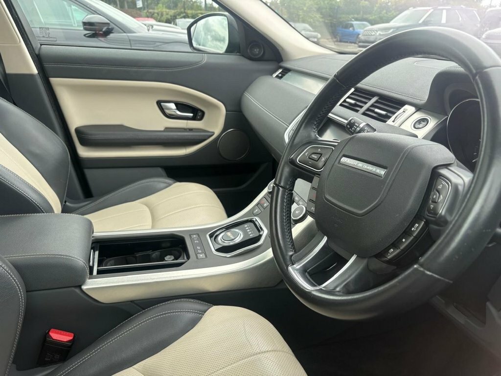 Land Rover Range Rover Evoque 2L Se Tech Black #2