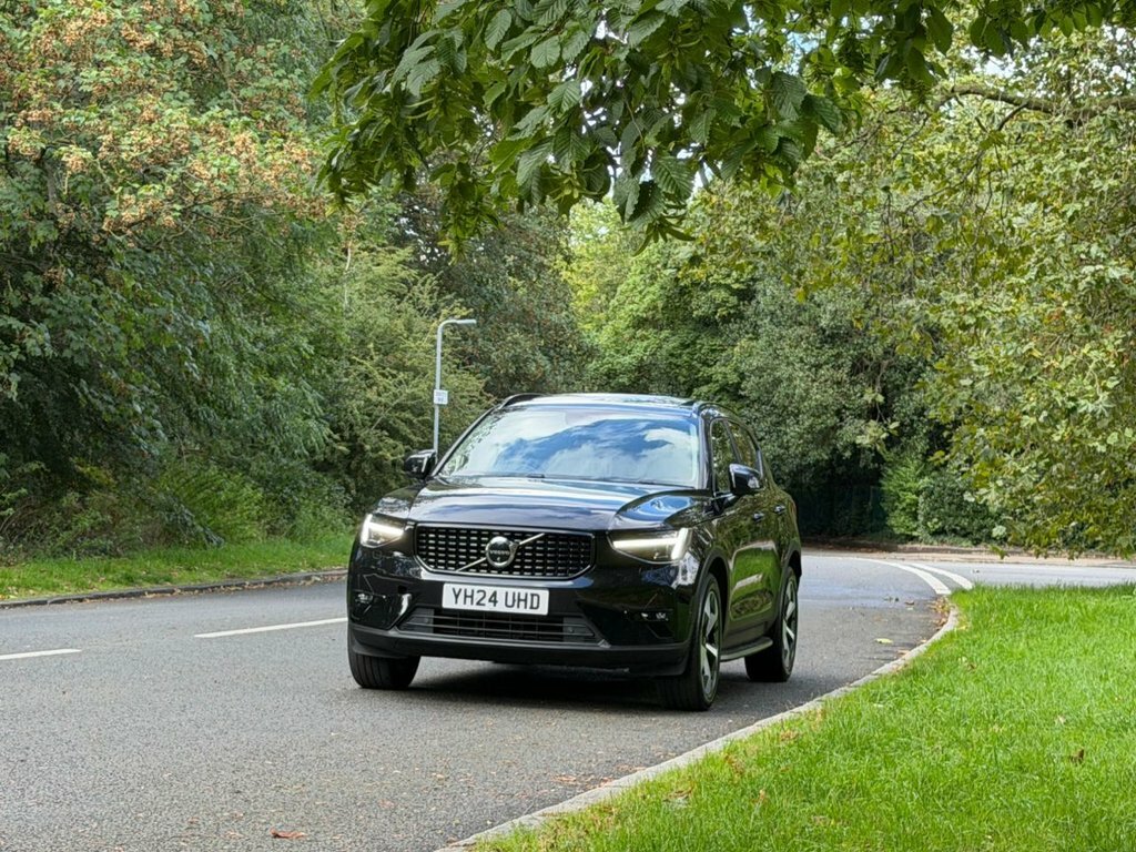 Volvo XC40 2L Ultimate Black #3