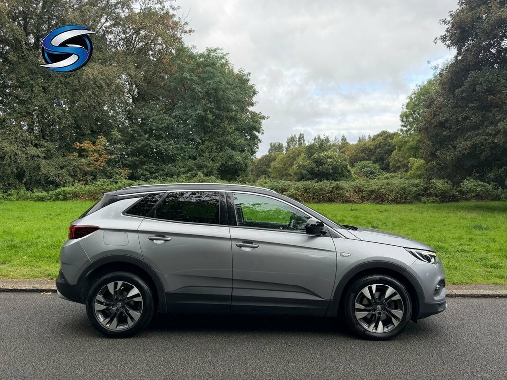 Vauxhall Grandland X 1.2L Sport Nav Grey #3