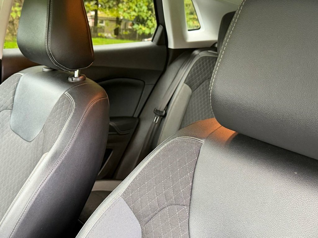 Vauxhall Grandland X Blue #15