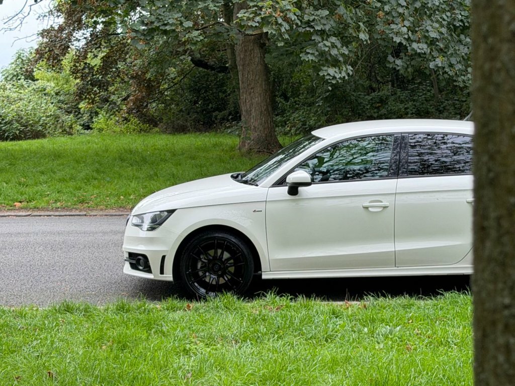 Audi A1 1.4 Tfsi Sport Euro 5 Ss White #12