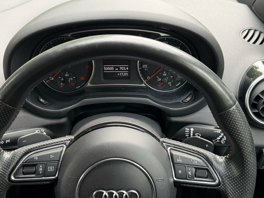 Audi A1 1.4 Tfsi Sport Euro 5 Ss White #26