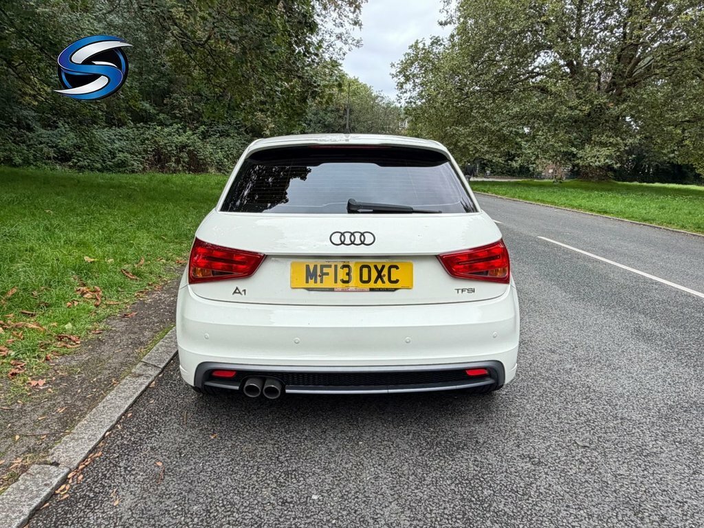 Audi A1 1.4 Tfsi Sport Euro 5 Ss White #9