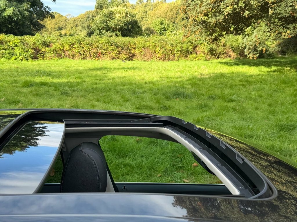 BMW 5 Series 530E M Sport Blue #16