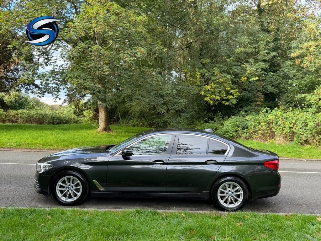 BMW 5 Series 530E M Sport Blue #6