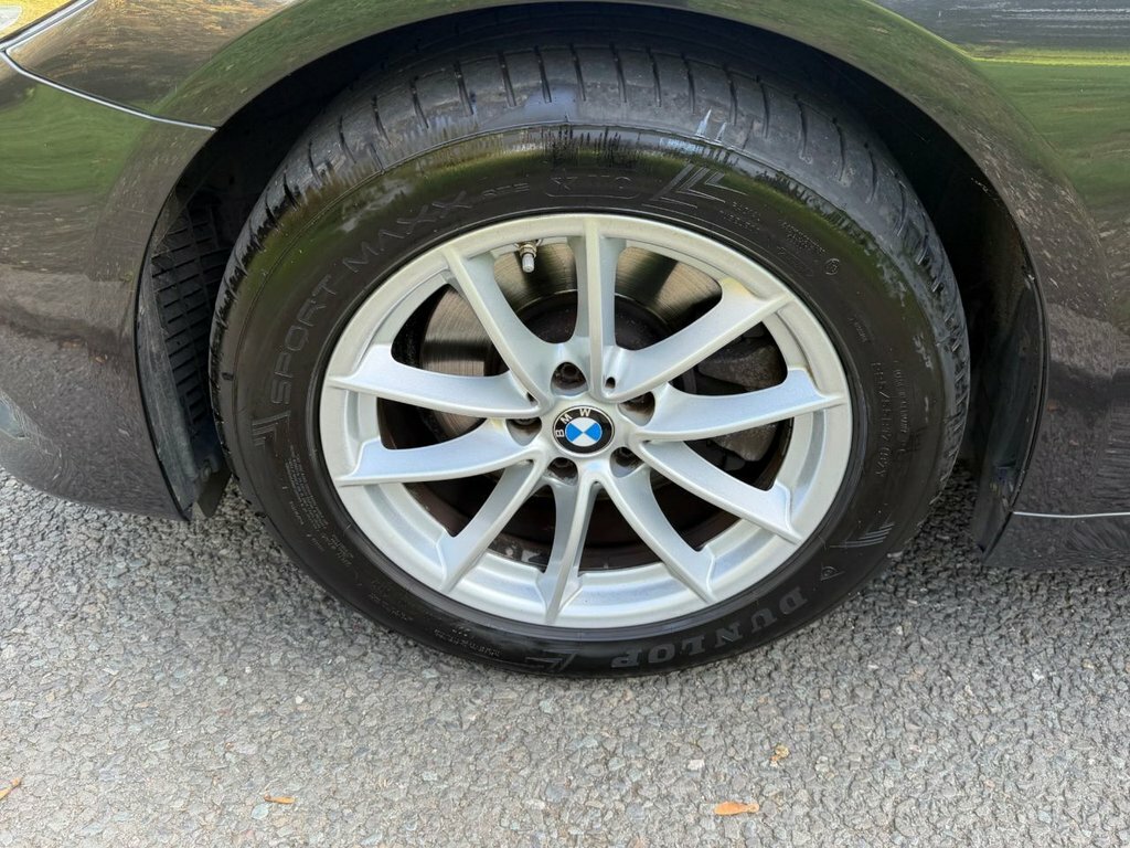 BMW 5 Series 530E M Sport Blue #25