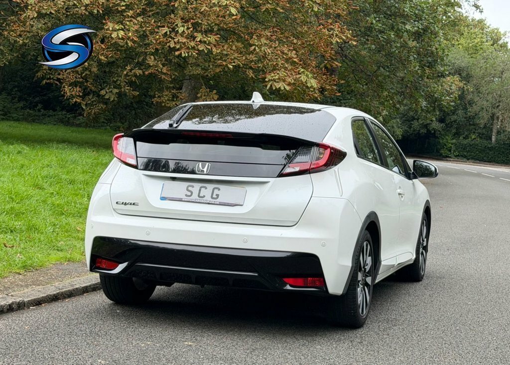 Honda Civic 1.8L Se Plus White #5