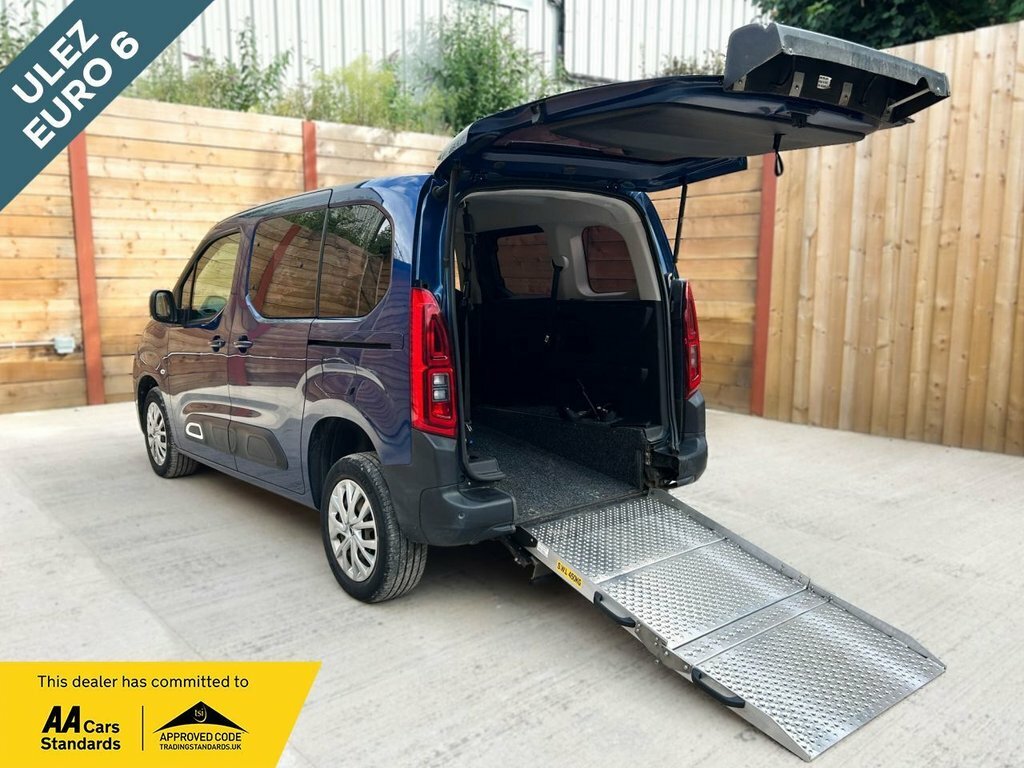 Citroen Berlingo 1.5L Feel Blue