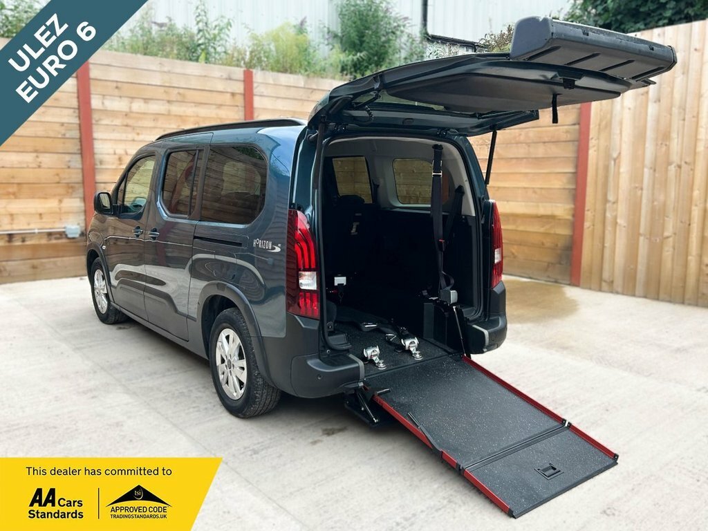 Peugeot Rifter Mpv Blue