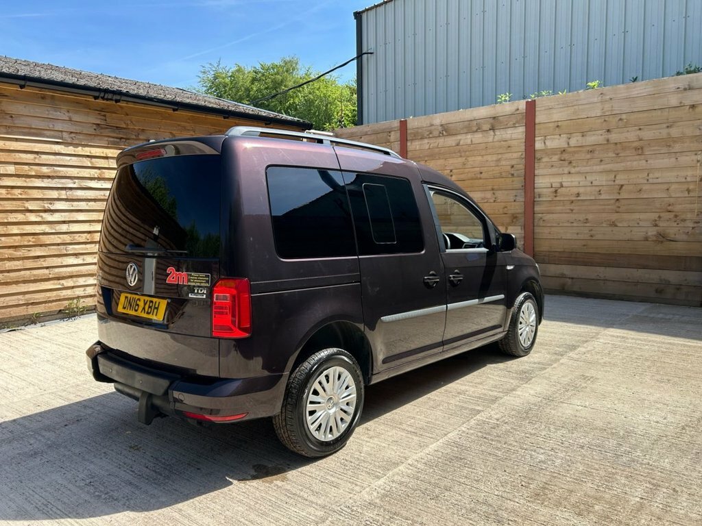 Volkswagen Caddy Life Mpv Purple #2