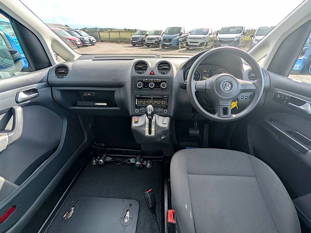 Volkswagen Caddy Life 2L Null Silver #11
