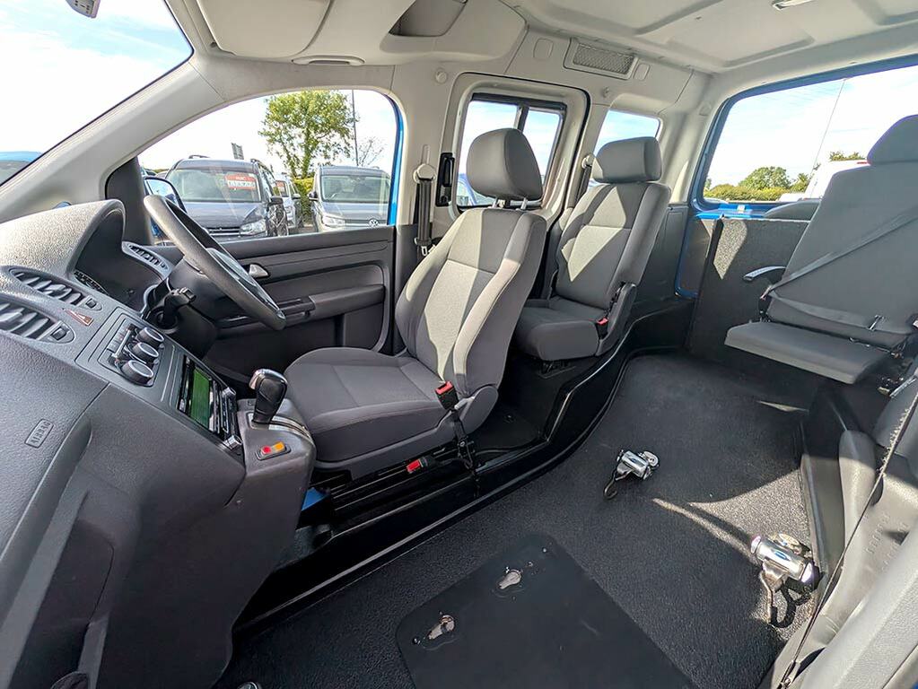 Volkswagen Caddy Life 2L Null Silver #25