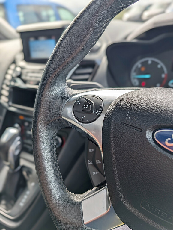 Ford Tourneo Connect 1.5L Ecoblue 120Ps Titanium Orange #12