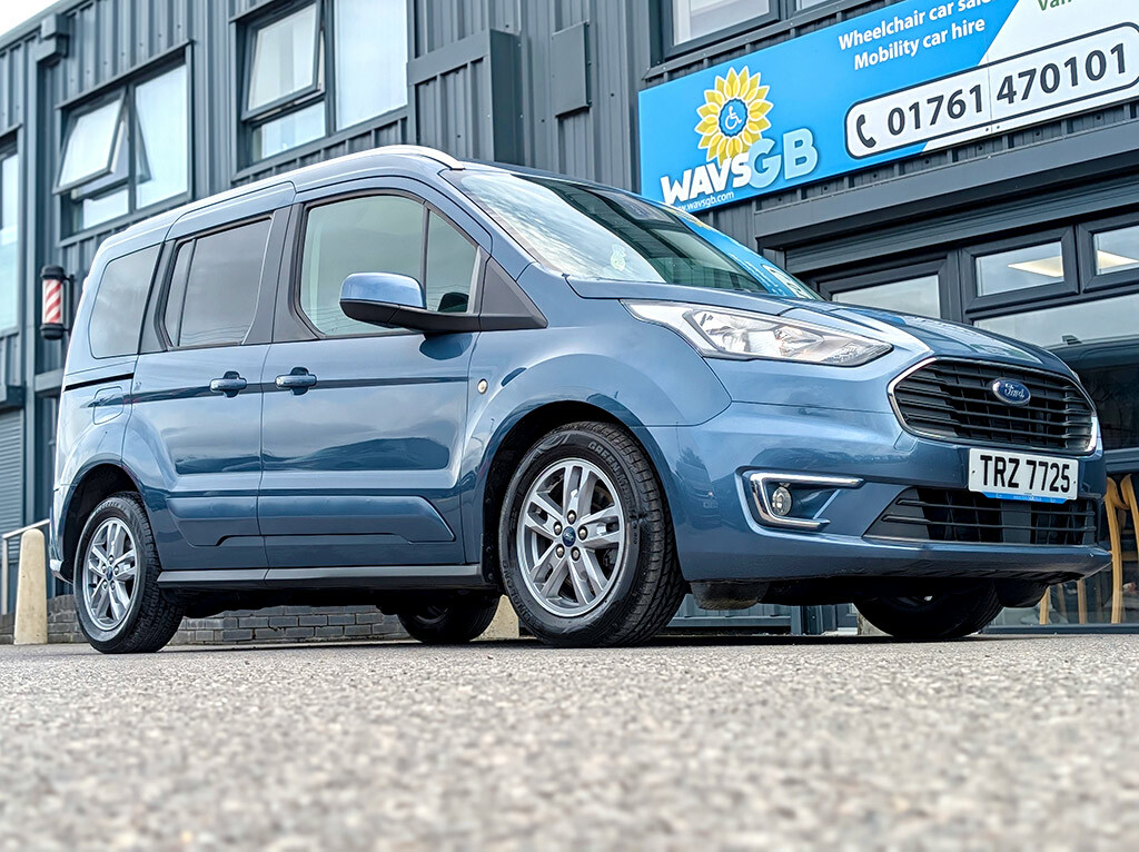 Ford Tourneo Connect Free 1.5 Ecoblue Titanium Wav