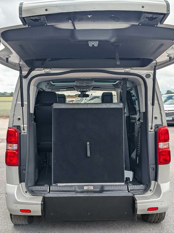 Citroen SpaceTourer 2.0 Bluehdi 180 Flair M Wav  #5