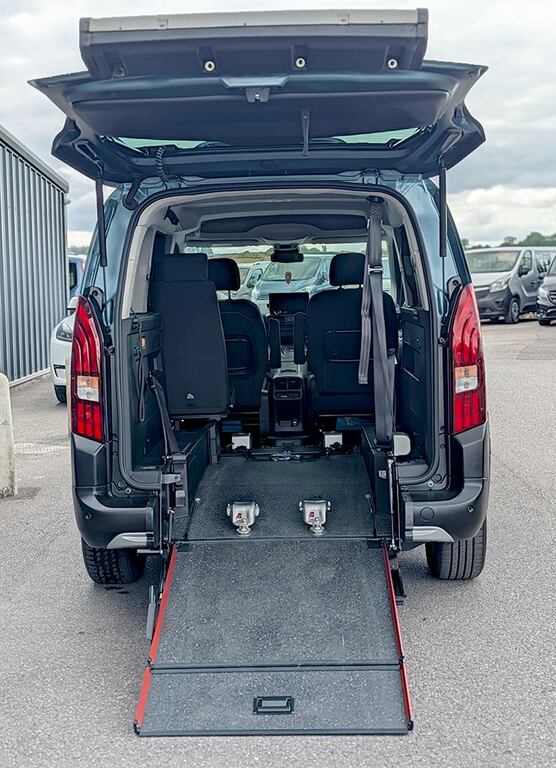 Peugeot Rifter 1.5 Bluehdi 130 Allure Lwb Wav #6