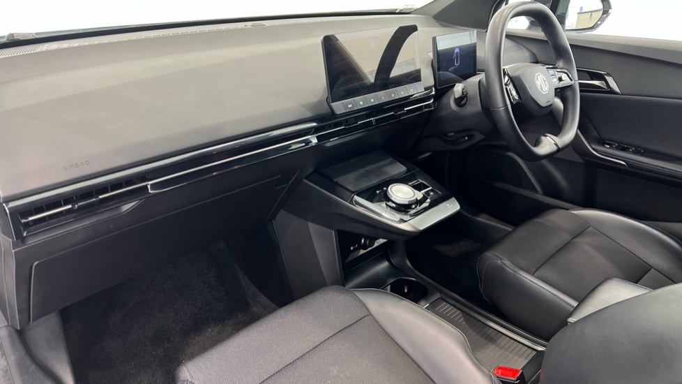 MG MG4 150Kw Trophy Ev Long Range 64Kwh SO73CUH White #3