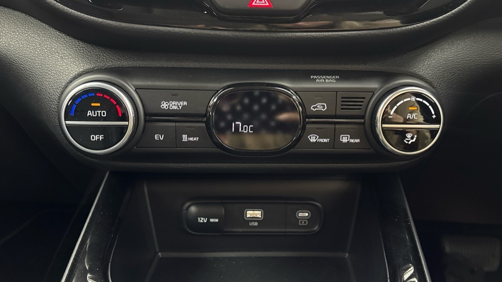 Kia Soul Explore 64 Kwh White #26
