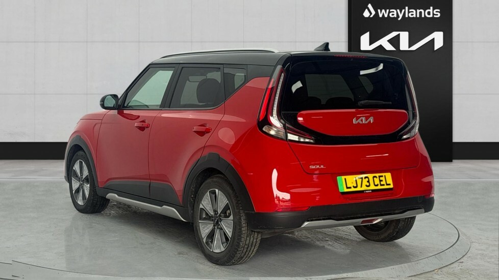Kia Soul 150Kw Explore 64Kwh Red #2